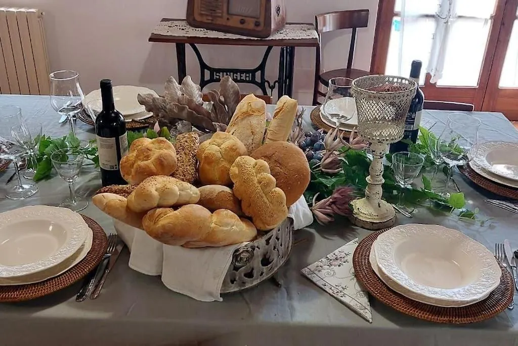 Lajatico Rentals - Casa Di Alice Nel Borgo 0*,